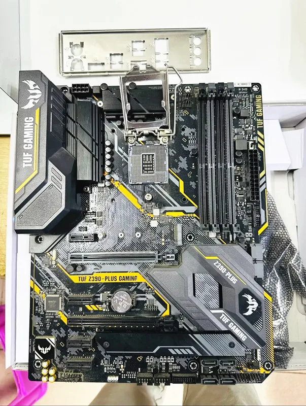PCパーツ ASUS - ASUS TUF Z390-PLUS + Intel i5 9600k S6776aad7e50c4d4bb403856a5a4c9