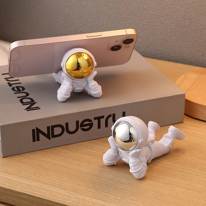 Desktop astronaut ornaments spaceman statue phone holder for home office decor