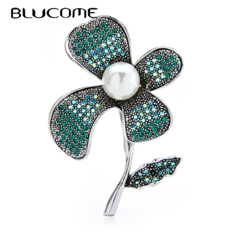 

Blucome Pearl Green Flower Brooches For Women Czech Rhinesotne Beauty Flower Party Brooch Pin New Year Gifts