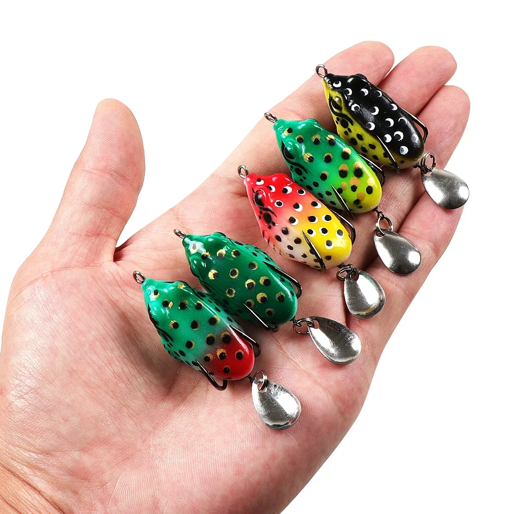 Soft frog fishing lure 4cm/6g double hooks top water ray frog artificial bait