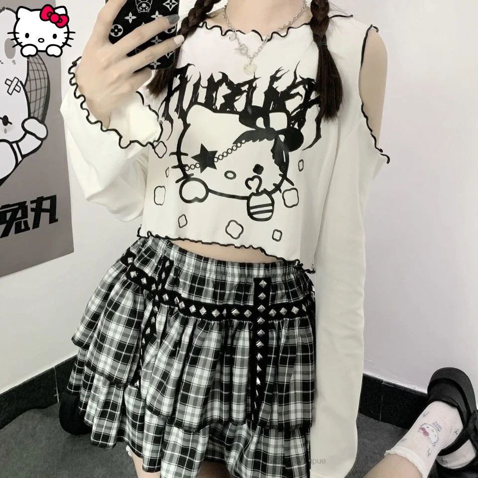 hello kitty goth outfits