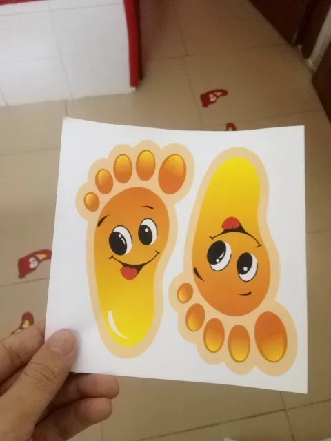 Small Feet To Sticker Children Room Bathroom Waterproof Smiling Face Baby Footprints Floor 3 Sheet