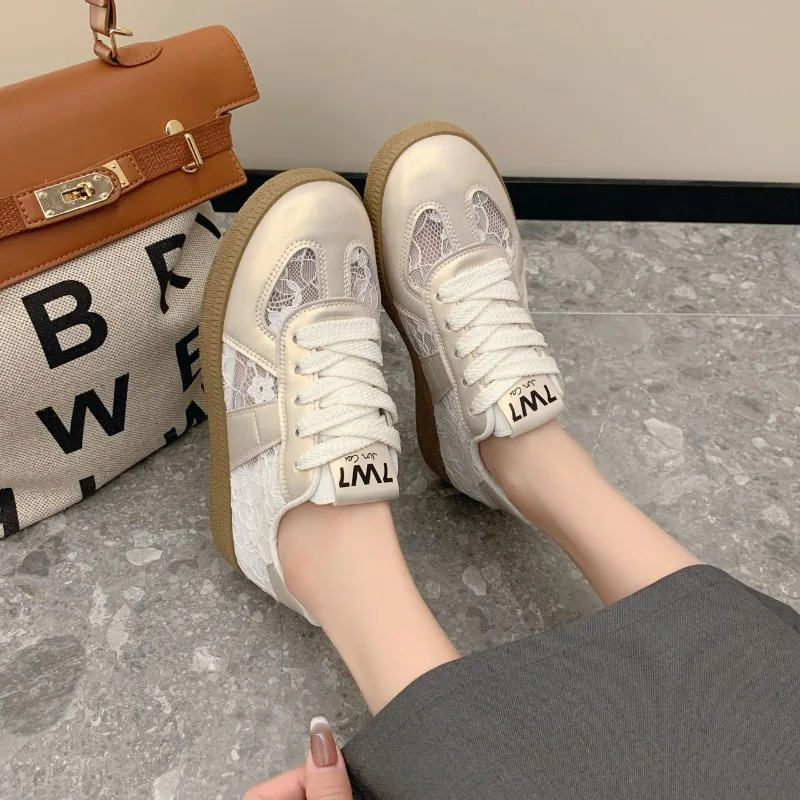 

2024 Women Fashion Sport Shoes New Ladies Lace Up Platform Shoes Casual Street Style Vulcanized Shoes Designer Sneakers Women