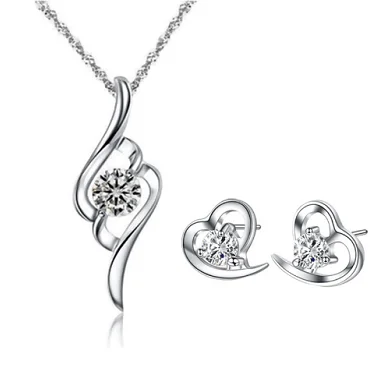 2021 Luxury Simple Big Small Hollow Double Heart-shaped Necklace Exquisite Crystal Zircon Pendant Chain Women's Wedding Jewelry 