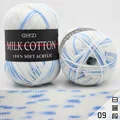 09 blue white