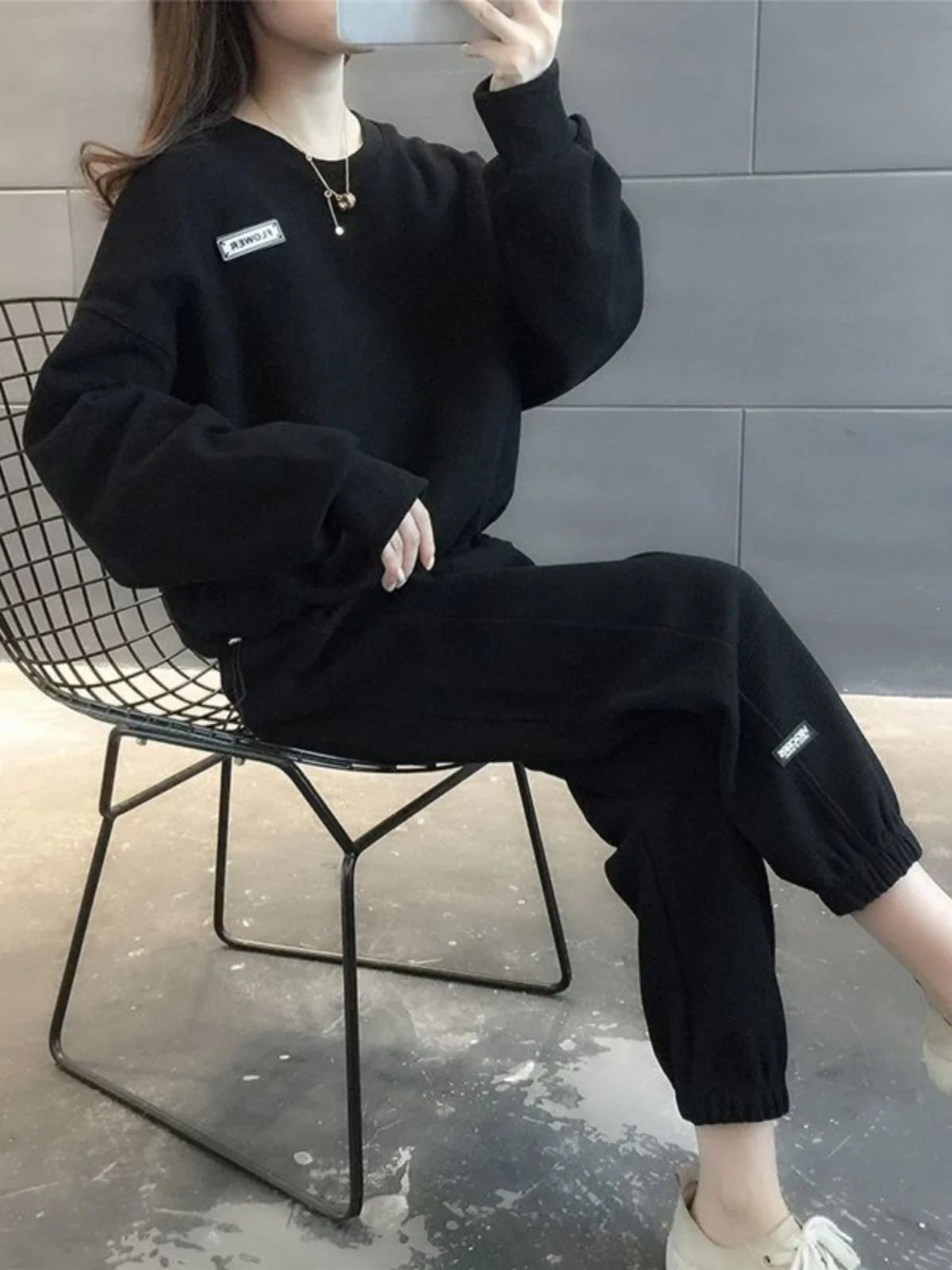 Casual Sportswear Set Women's Spring Autumn New Fashion Loose Sweatshirt Pants Running Two Piece Set Comfortable Cotton round...