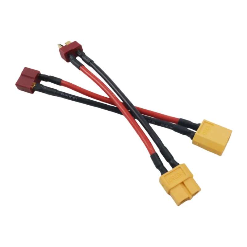 Adaptateur XT60 vers Deans T-Plug, vue rapprochée des soudures et gaine thermorétractable