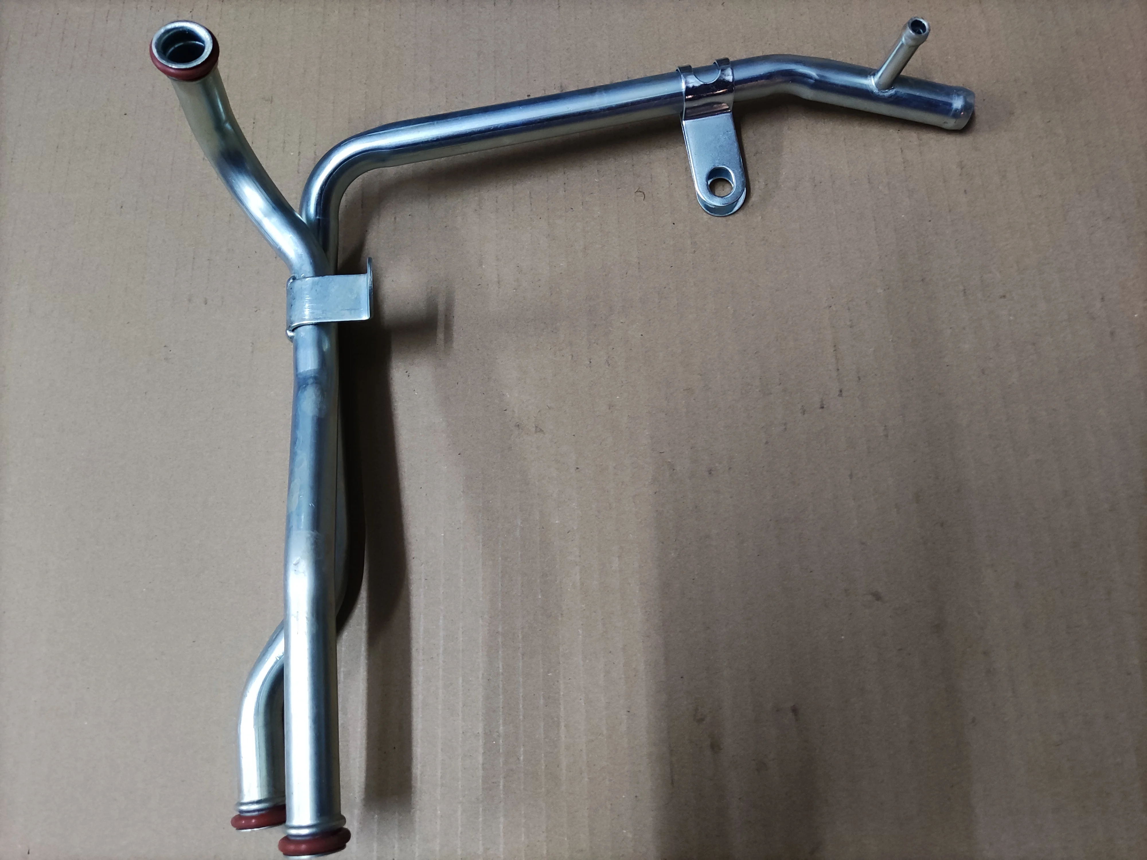 4G64 engine double iron pipe MD314538 MD314540