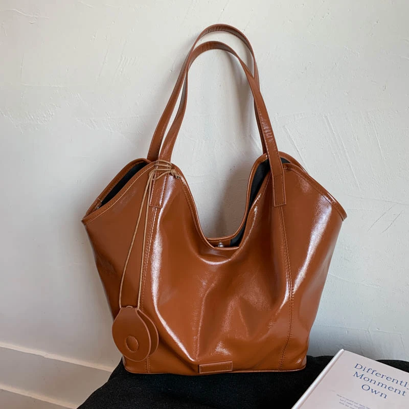 Schwarze Damentasche, große Kapazität, Umhängetaschen, hochwertige Lackleder-Handtaschen und Geldbörse, weibliche Retro-Tragetaschen, Sac a Main