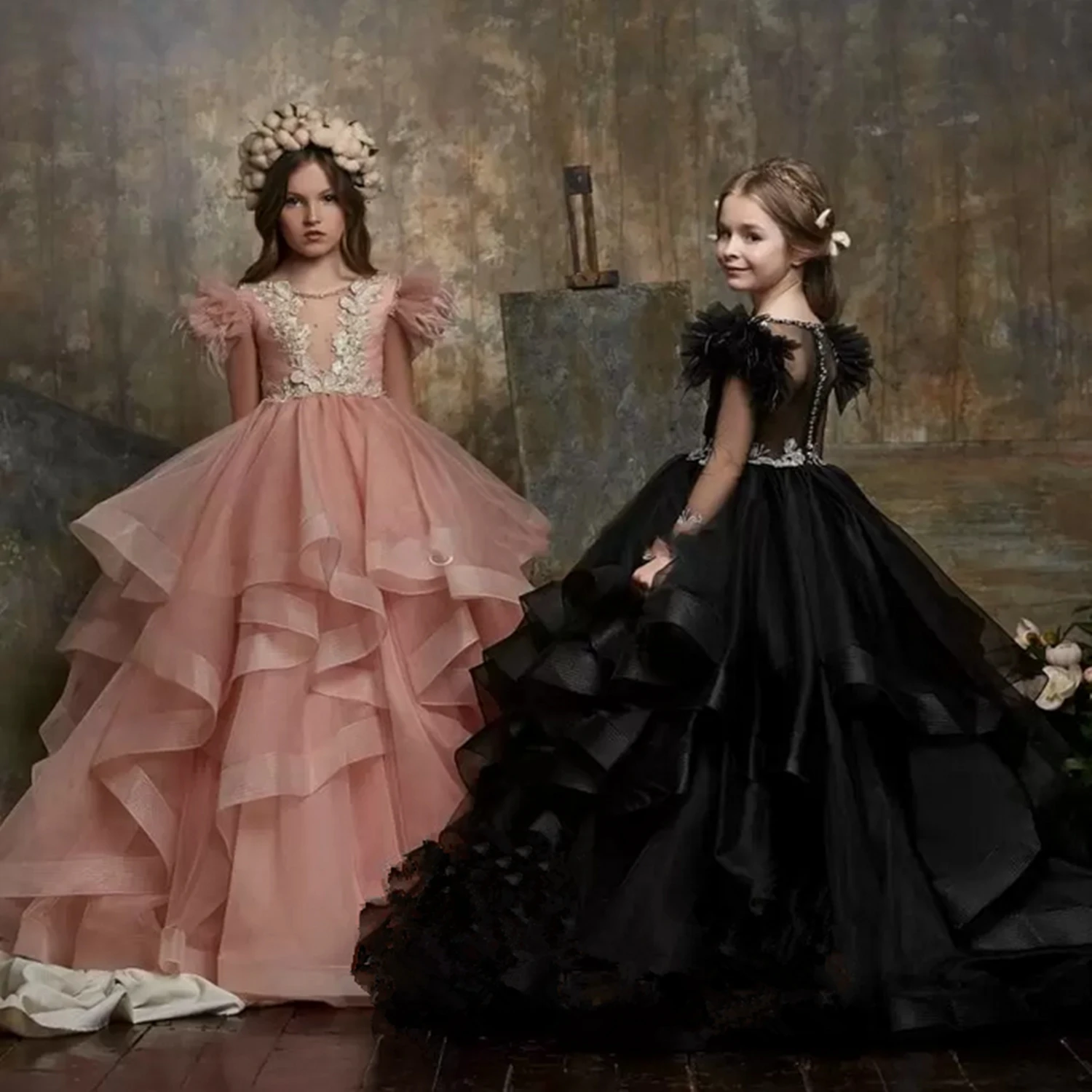 

Long Sleeves Flower Girl Dresses For Wedding Sheer Bateau Neck Appliqued Toddler Pageant Gowns Tulle Ball Gown Kids Prom