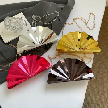 Nuova Borsa da Sera di Lusso 2026 per Donne, Clutch a Forma di Ventaglio con Paillettes, Borsetta da Sera in Acrilico con Collana