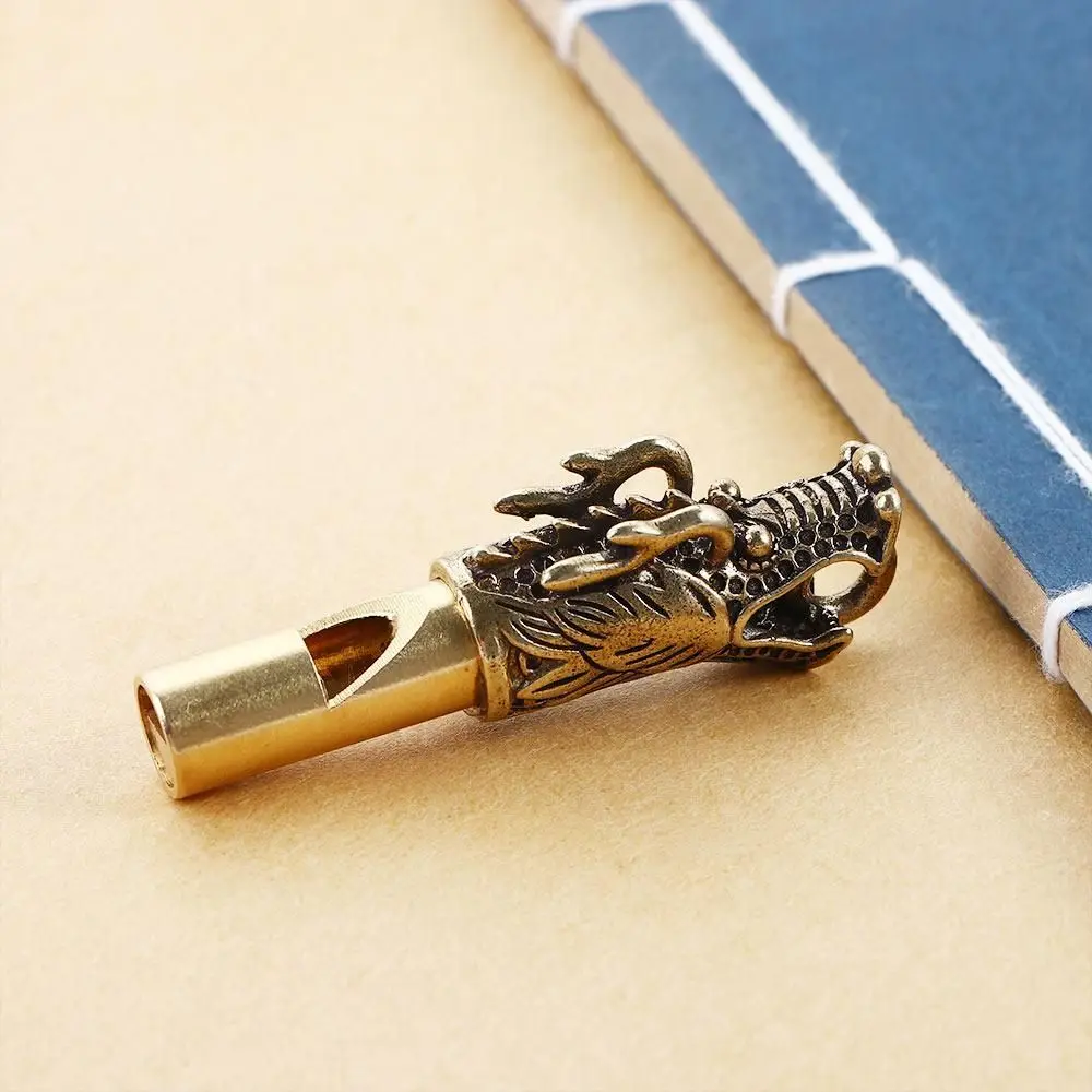 

Handmade Portable Outdoor Brass Dragon Head Keychain Car Pendants Keys Chain Outdoor Survival Tools Whistle