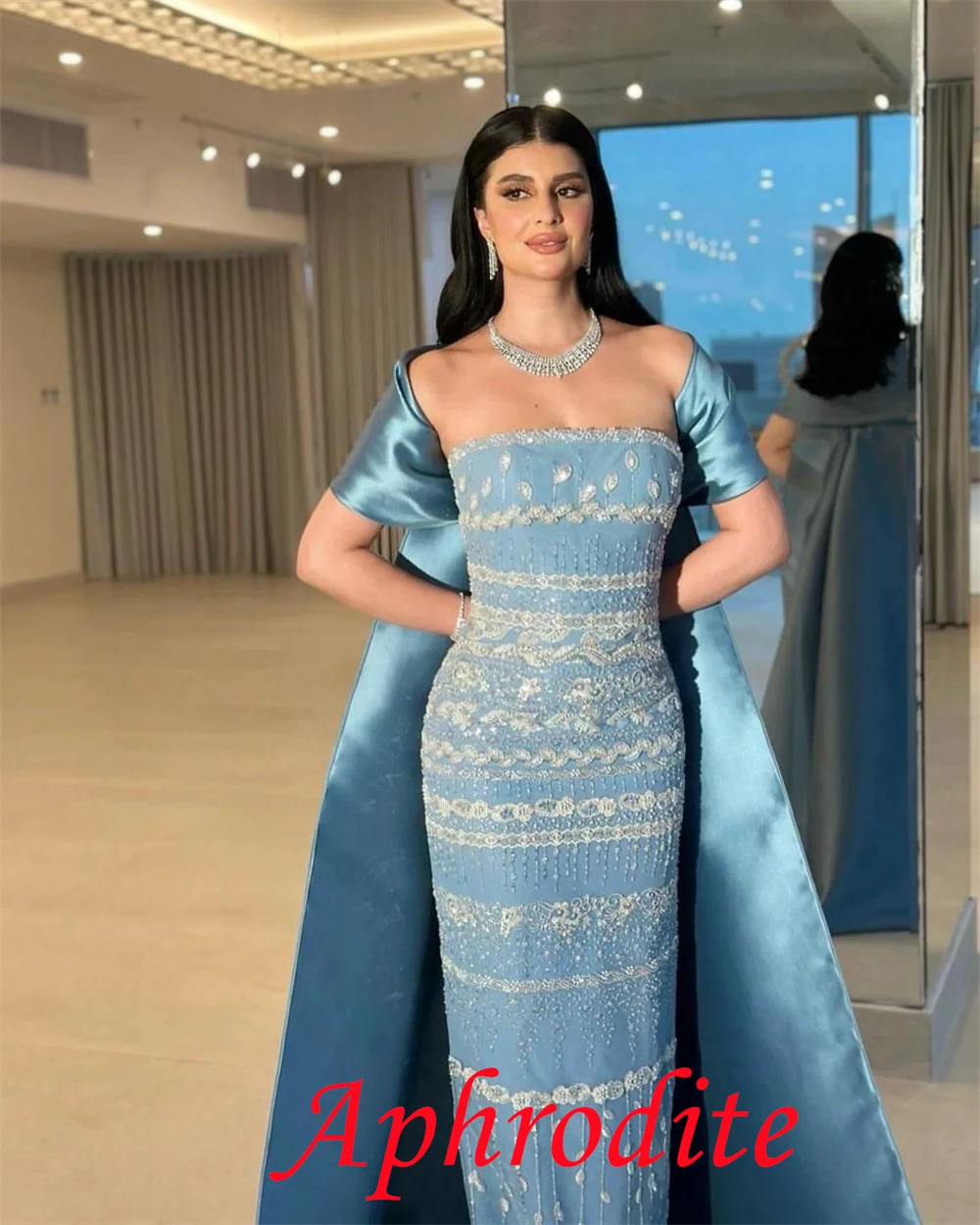 فستان سهرة أنيق من الساتان الأزرق مخصص رائع بدون ح...