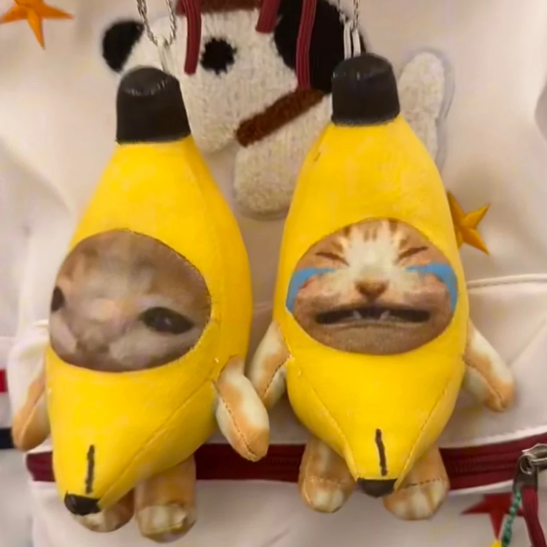 Funny Crying Sound Music Banana Cat Key Chain For Mobile Phone Backpack