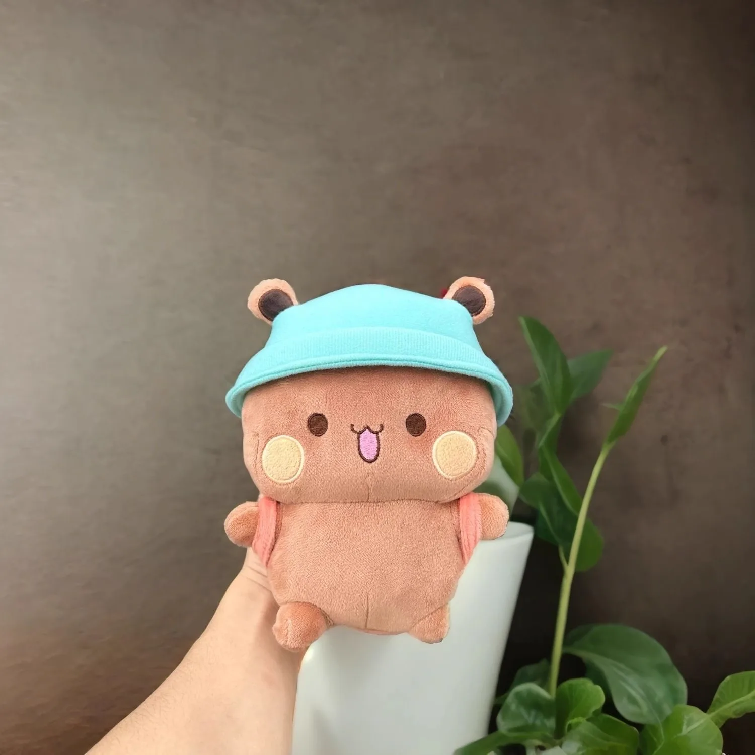 thumbnail image 1 of Lindos peluches de oso panda Yier Bubu y Dudu con mochila, muñeco de peluche de dibujos animados, peluche tranquilizador, regalo de cumpleaños, 1 of 4