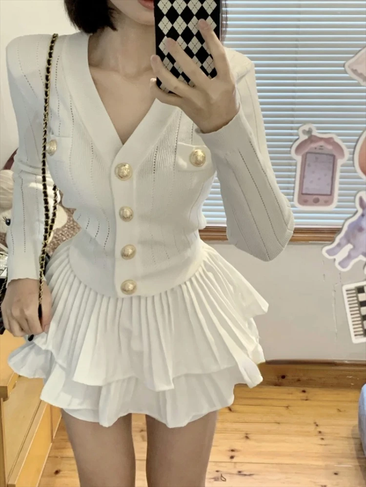 أنيقة الحلو الخامس الرقبة سليم صالح محبوك القمم النساء Y2k E-Girl عالية الخصر Ruched كعكة التنانير 2025 الخريف جديد قطعتين مجموعات