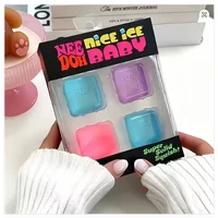 Jouets anti-stress Needoh Teenie Nice Ice Cube Fidget Toys, lot de 4 mini, jouets moelleux à récupération lente, pour les cadeaux de fête 1