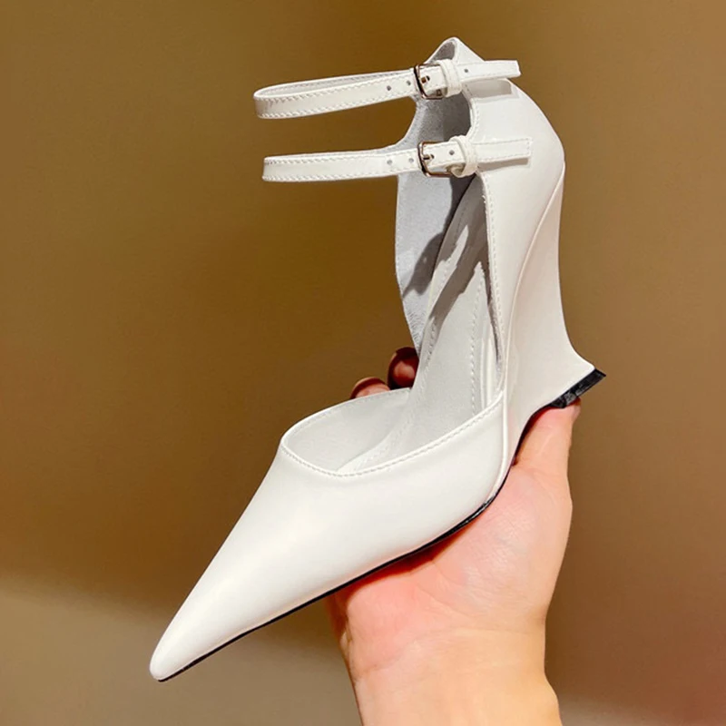 

2024 New Summer Ladies Wedges Sandals Patent Leather Upper Appear Thin High Heel Sandals Elegant Pointed Toe Female Pumps