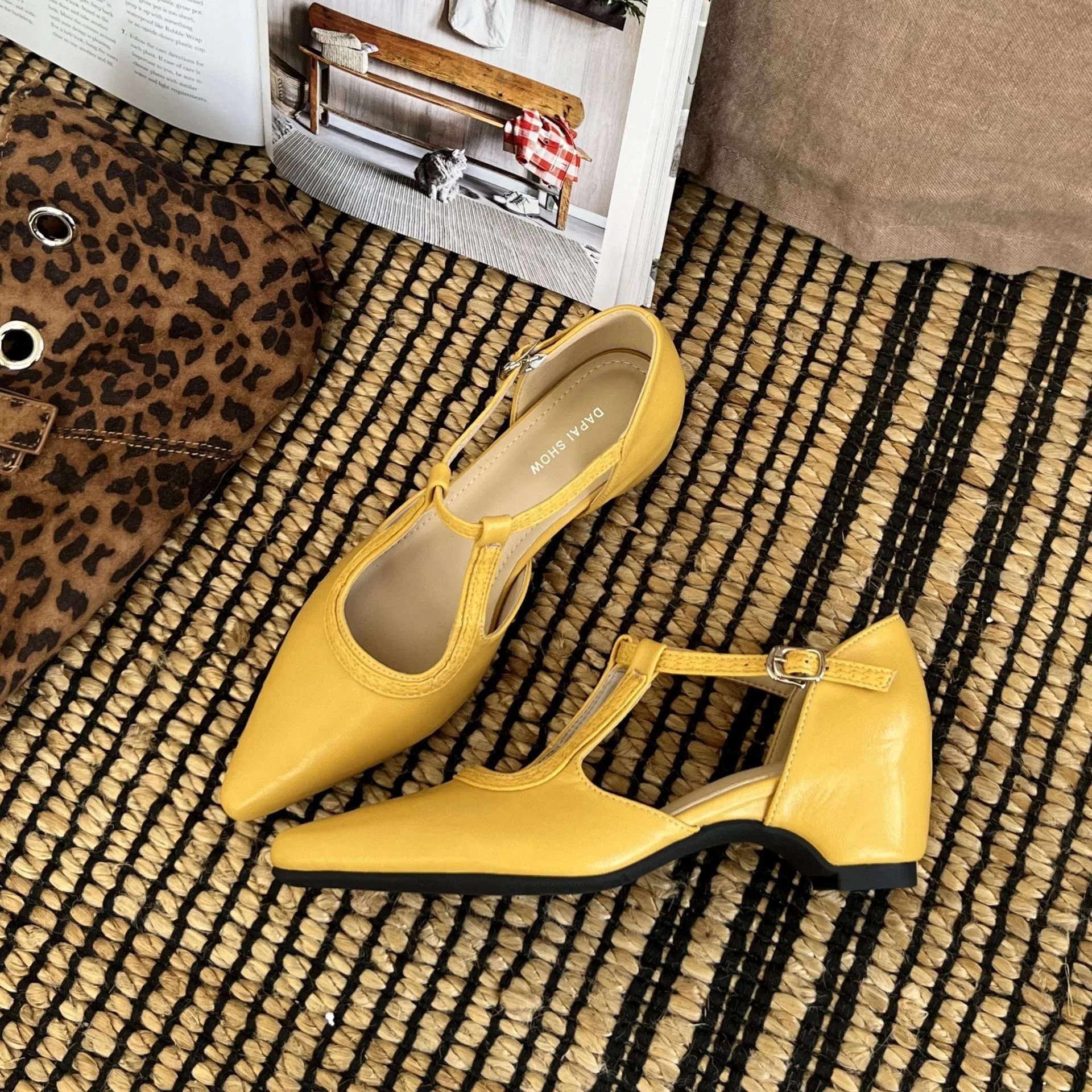 2026 Sommer Damen Sandalen aus Echtleder, sexy spitze Zehenpartie, T-Riemen, Party-Schuhe, High Heel Sommer Pumps, Hohlschuhe für Damen, Größen 34-40 – Detail 5