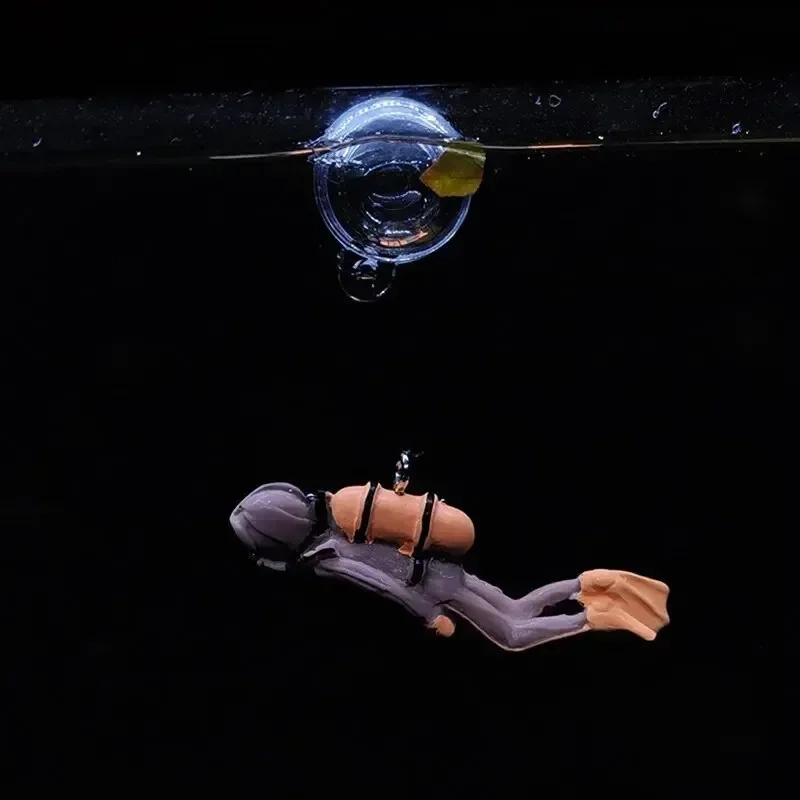 Fish Tank Diver Ornament 5