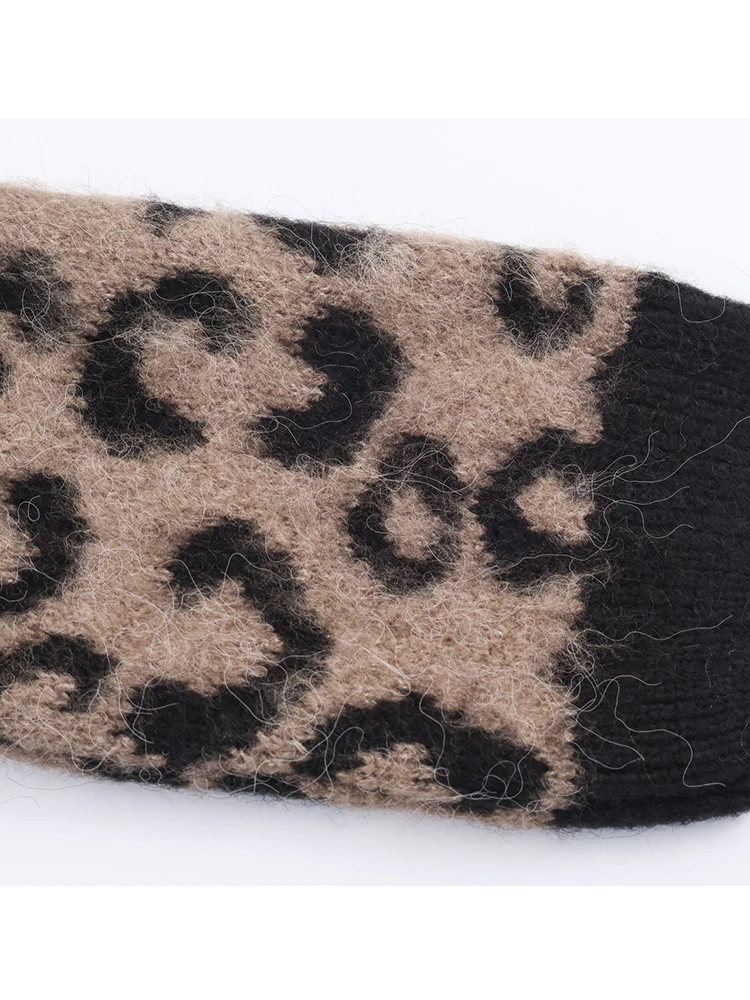 Women Fashion Knitted Cardigans Long Sleeve Vintage Leopard Jacquard Sweater Short Cardigan Autumn Winter New Knitwear Coat