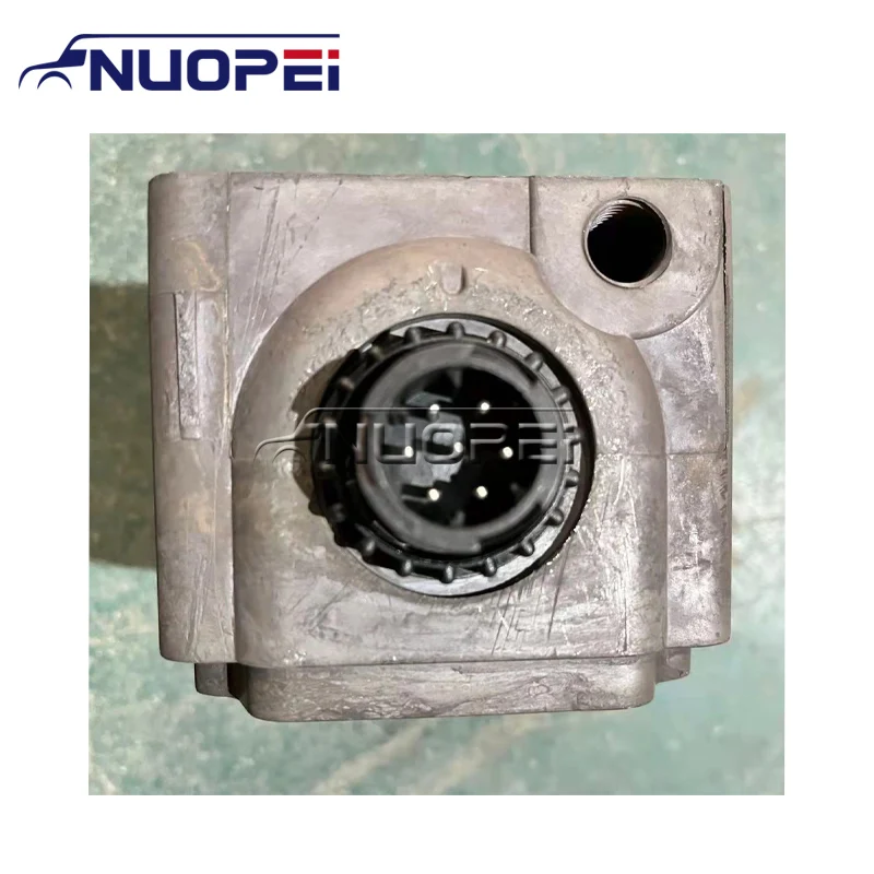 European Auto Spare Parts Scani Truck Gearbox Valve Housing