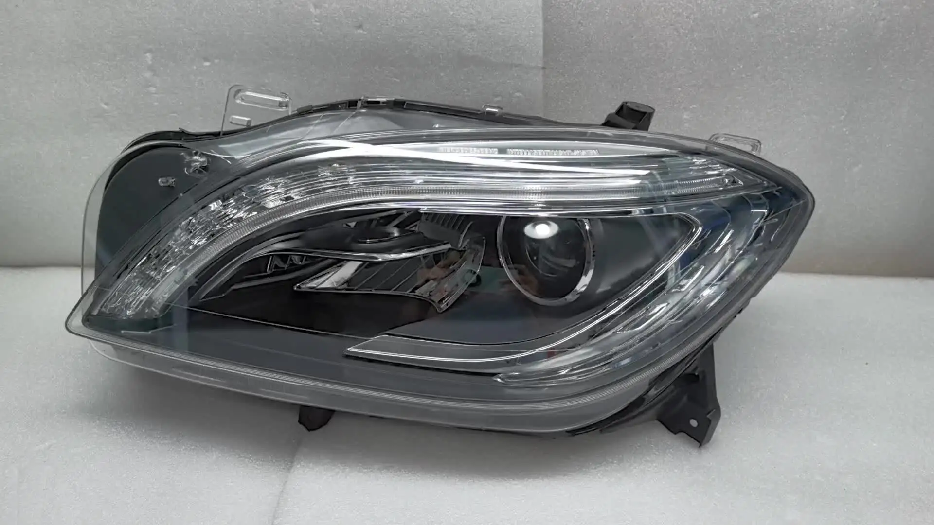 メルセデスベンツ ML クラス W166 ヘッドライト ML350 ML400