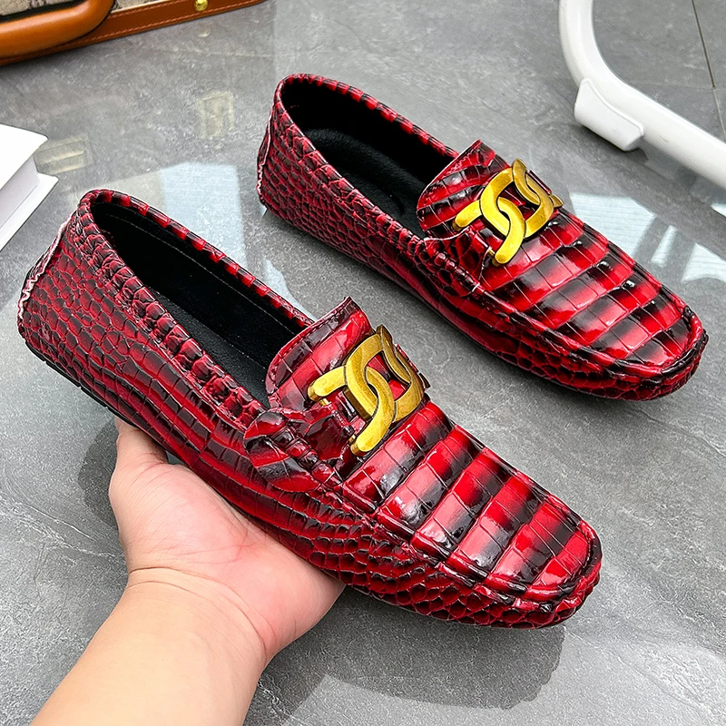 

Men Four Seasons Leather Loafers Shoe Male Cover Foot Low-top Casual Bean Shoe Outdoor Slip-on Moccasins Shoe Fashion Boat Shoes