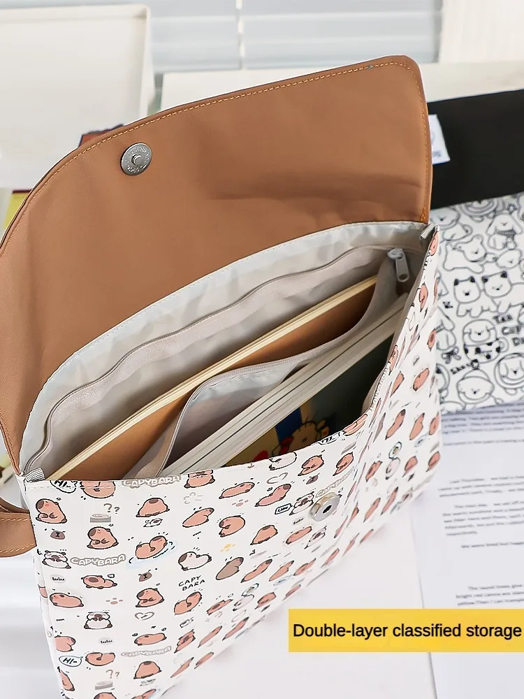 Back panel view of the file bag