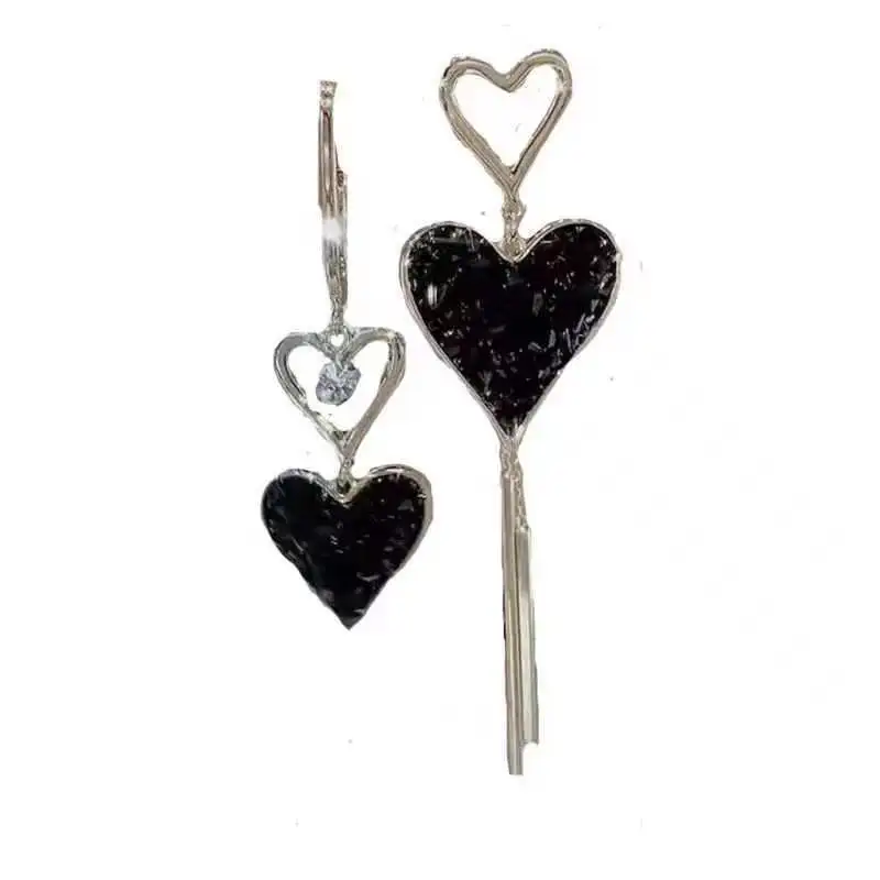 Asymmetrical Retro Black Heart Earrings For Women 2023 Korean New Fashion Simple Elegant Jewelry Wholesale Birthday Gift
