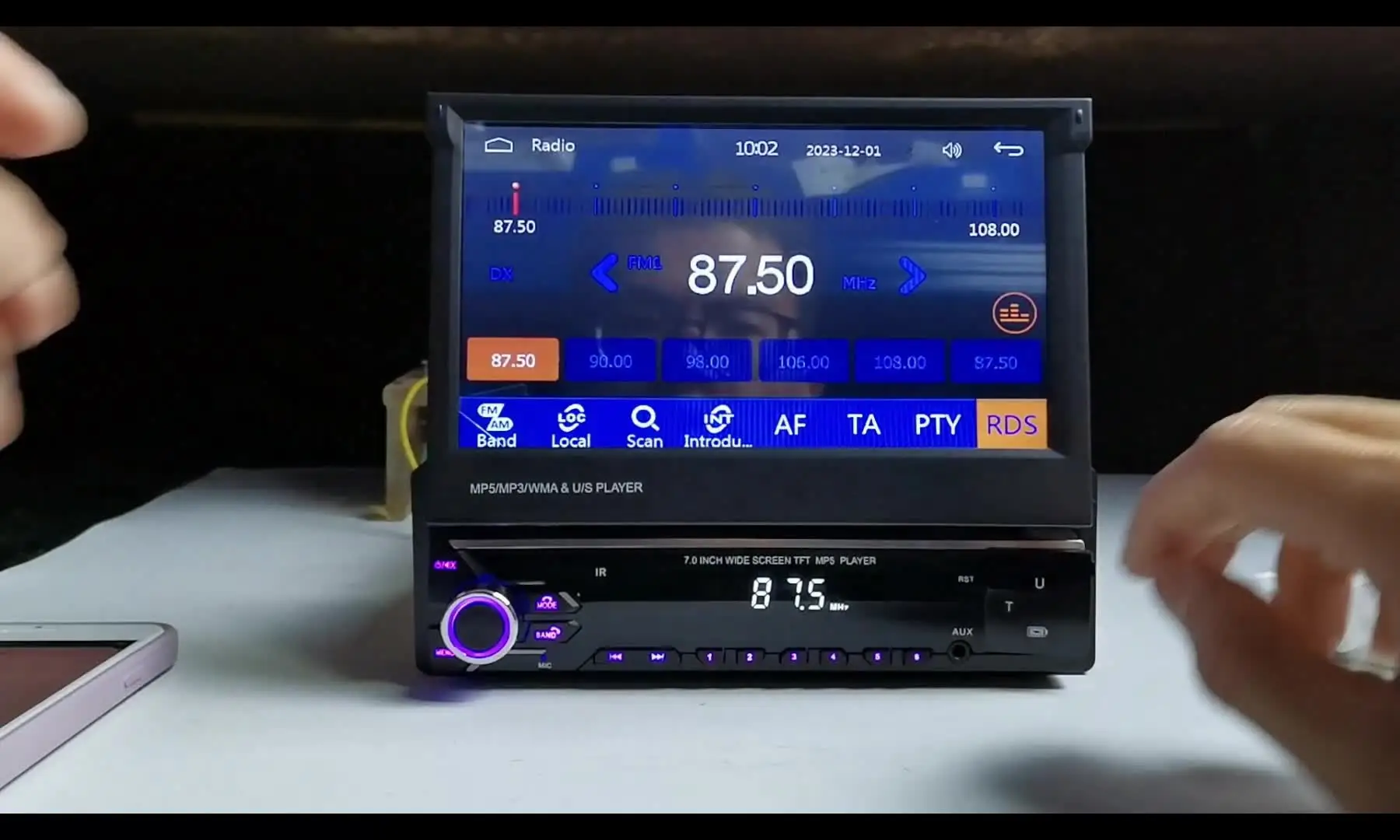 Carplay Screen For Car SOOEMAKA Single Din Car Stereo - 7