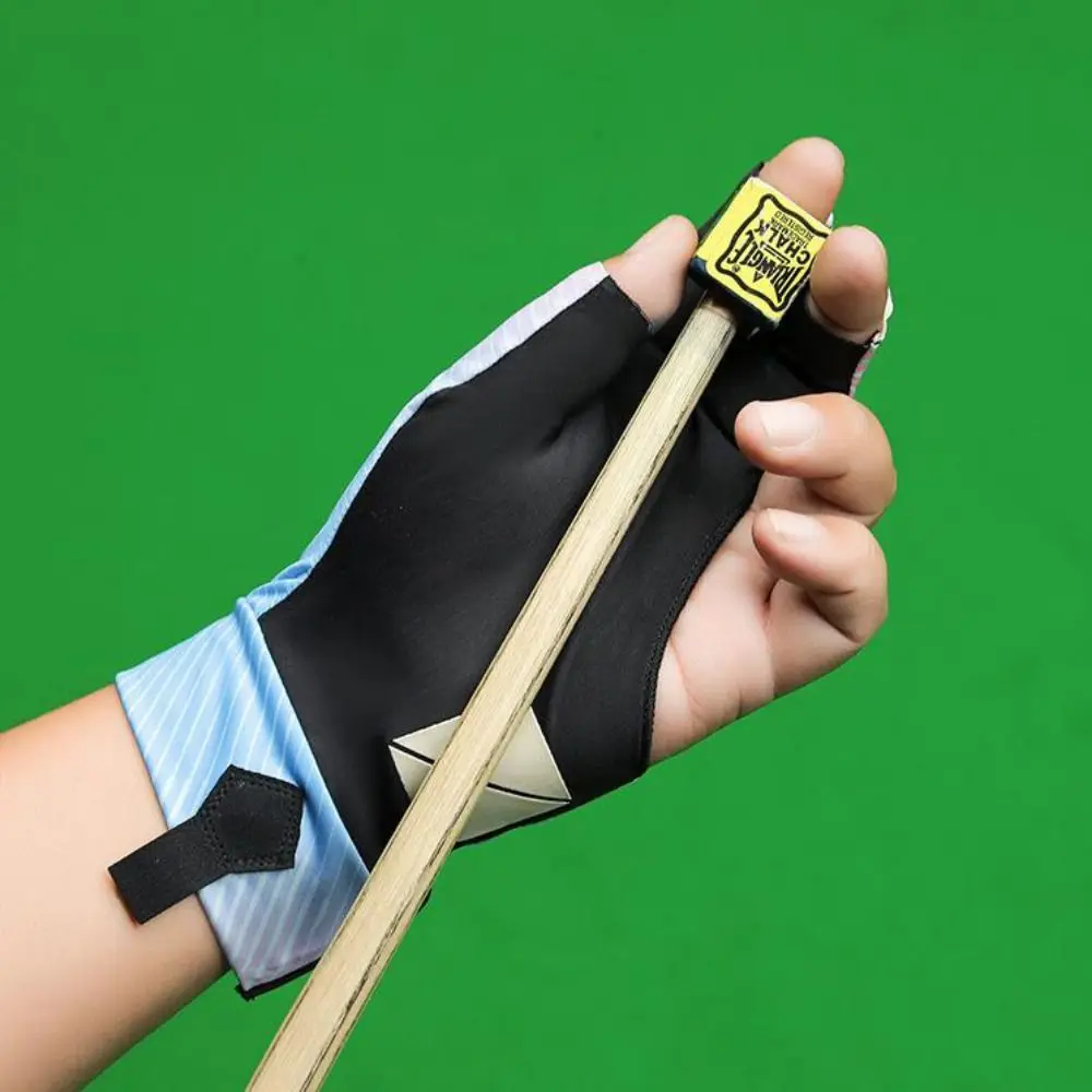 Description Picture 4 of itemThree Finger Left Hand Billiards Gloves Left Hand Wear-resistant Billiard Training Gloves Lightweight Breathable Snooker Glove