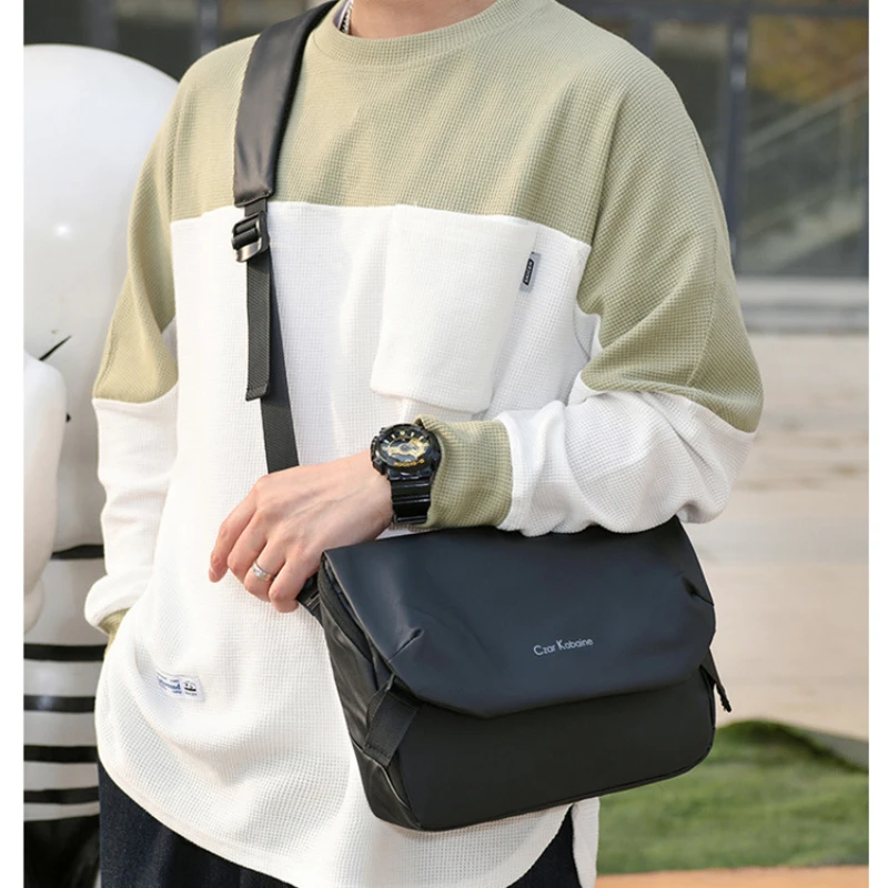 Рисунок 4 - Модные женские сумки на плечо для молодежи