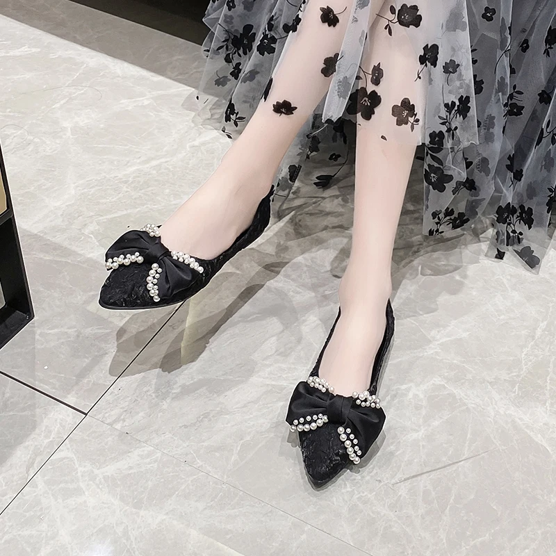 Soft Bottom Pearl Bow Pointed Toe Flat Shoes Women Summer Spring Autumn New Square Heel Shallow Mouth Casual Women's Shoes