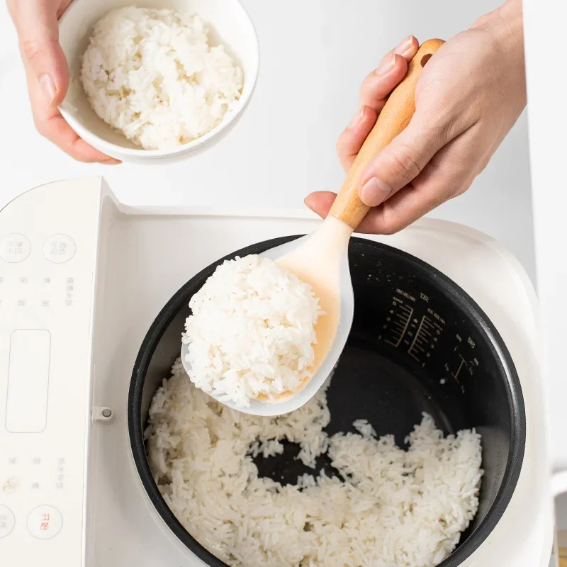 Silicone Spoon With Wooden Handle Non-stick Spatula For Pot Rice Cooker 1Pc
