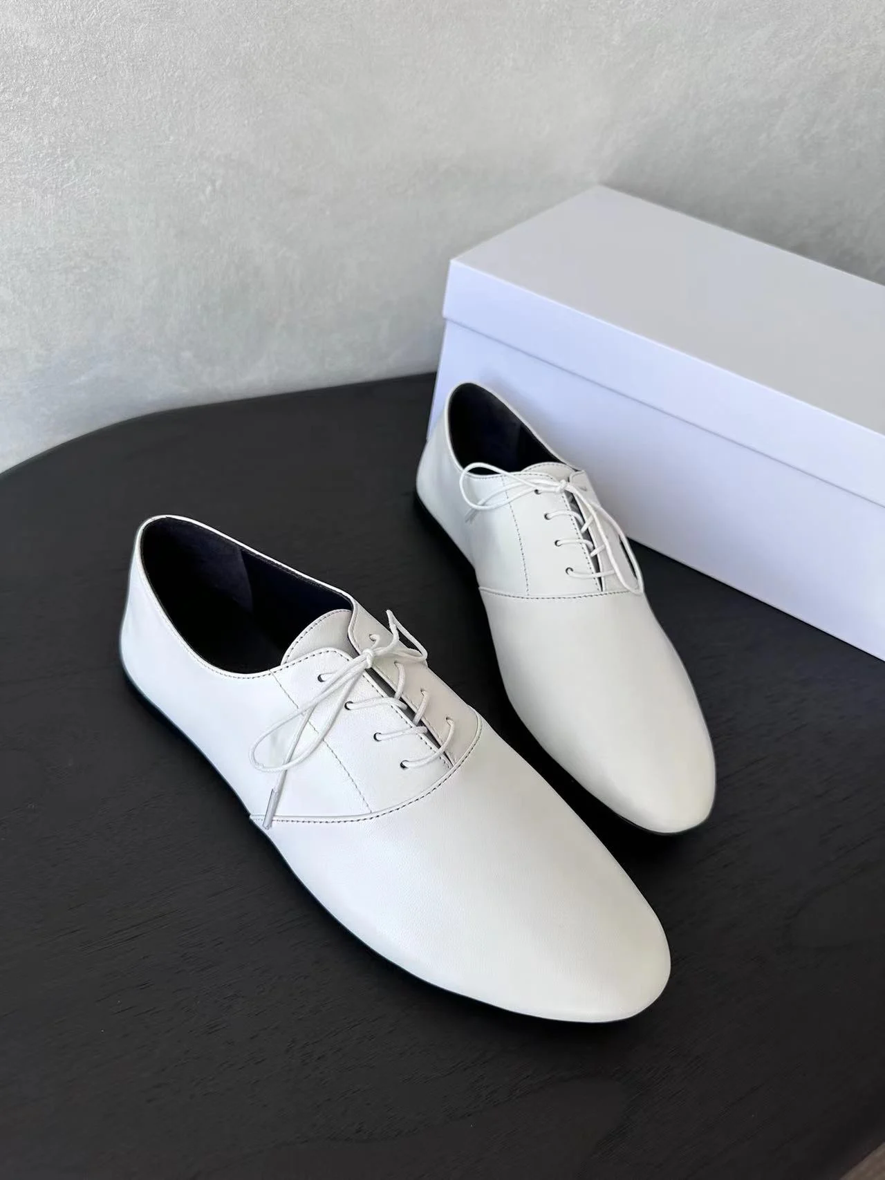 TR Awar Lace Up Shoes In Smooth Nappa Leather High Quality Almond Shaped Oxford Shoes 2025 New Luxury Design Shoes For Women 5