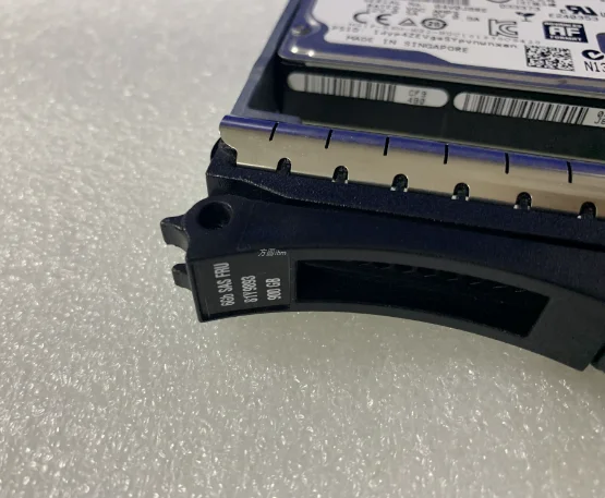 For 900G SAS 81Y9915 81Y9893 81Y9918 DS3524 server hard disk