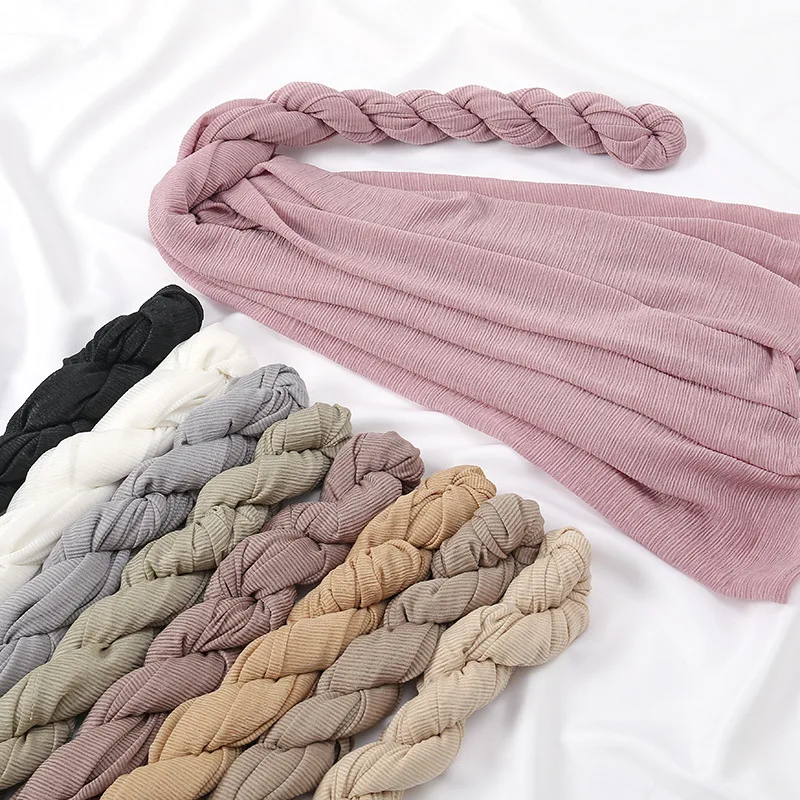 

2024 New 180x70cm Muslim Solid Color Folds Striped Women's Hijab Women's Fashion Oversized Shawl Scarf Ready Turban Headscarf