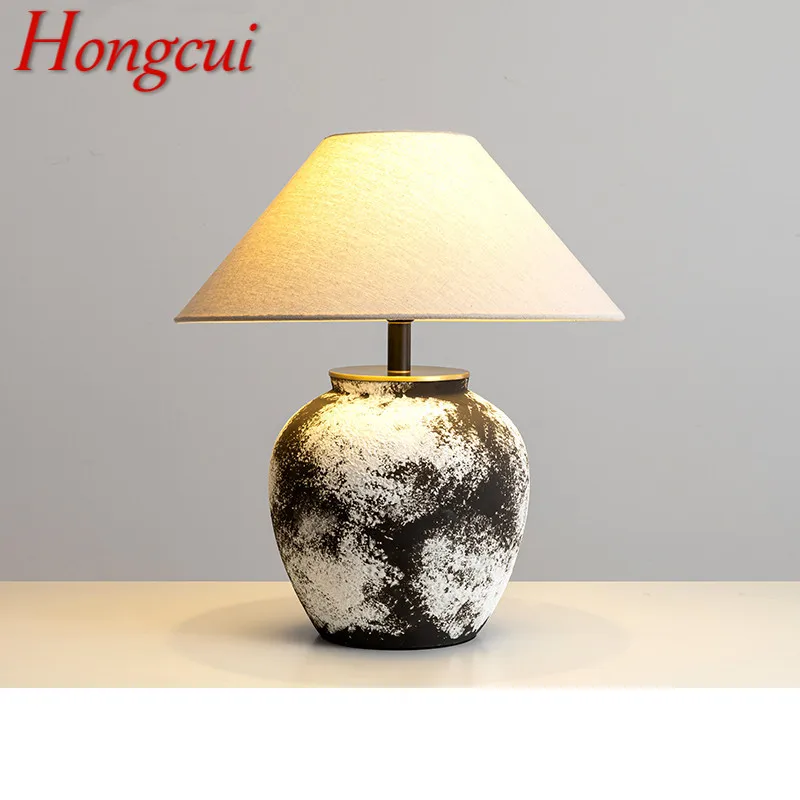 

Hongcui Nordic Ceramics Table Lamp Modern Art Living Room Bedroom Study LED Originality Brass Desk Light