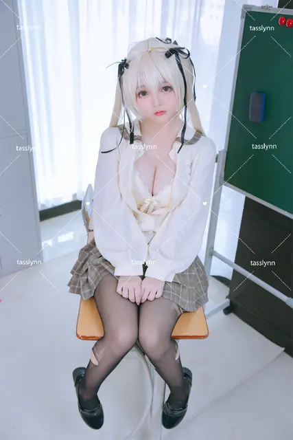 Sad Cat Dance Meme  Kasugano Sora cosplay by Shorinya : r/cosplay