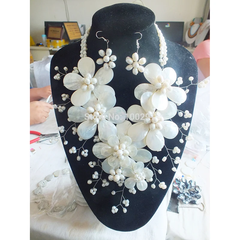 

new ! Beautiful Wrap Shell Flower Necklace fit Wedding Jewelry 22"