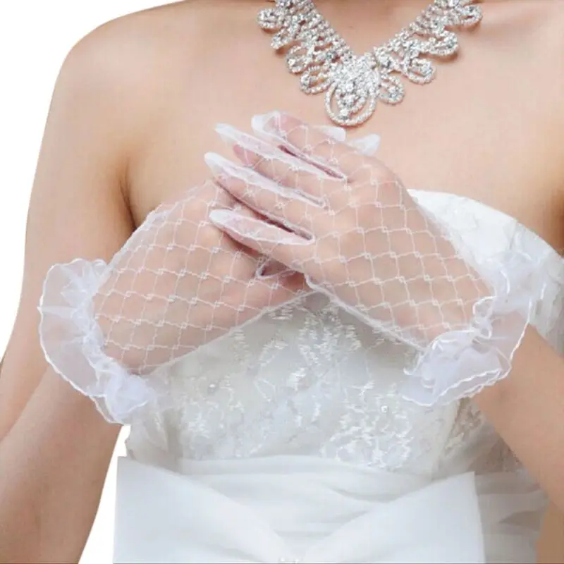 1 Pair Bridal Wedding Short Gloves Full Fingered Transparent Rhombic Gauze Ruffle Lace Trim Wrist Length Mittens Party lace gloves wedding dress gloves