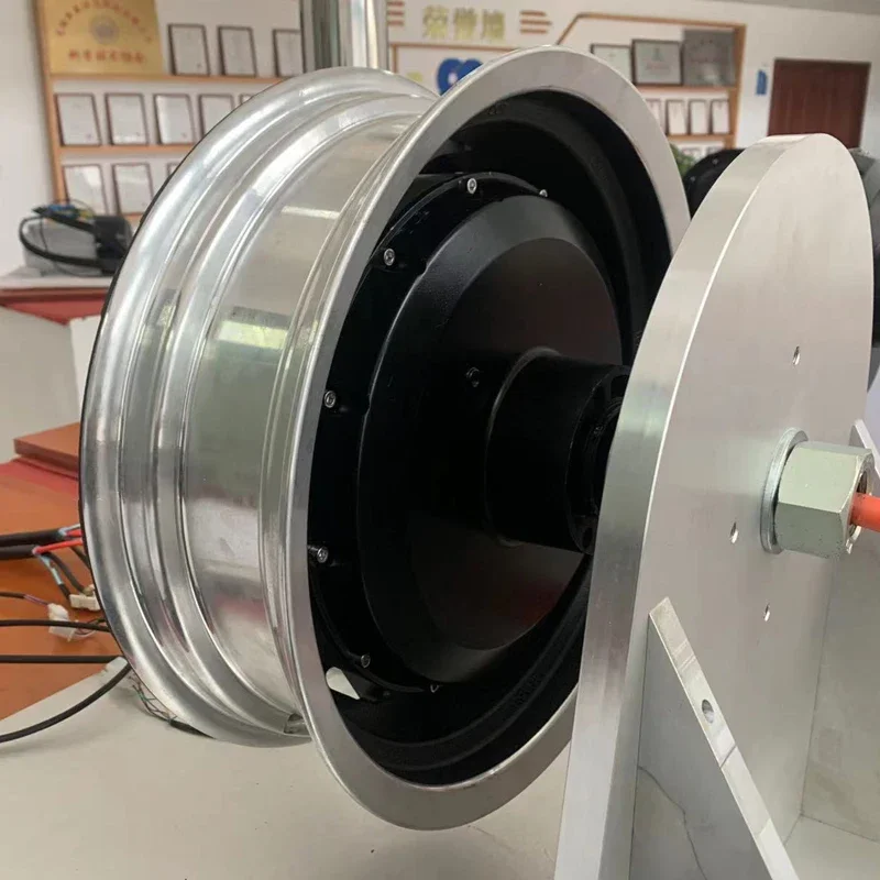 5000W New Energy Electric Car Motor Motor High Quality 12 Inch Brushless DC Electric Vehicle Engine 8000w V4