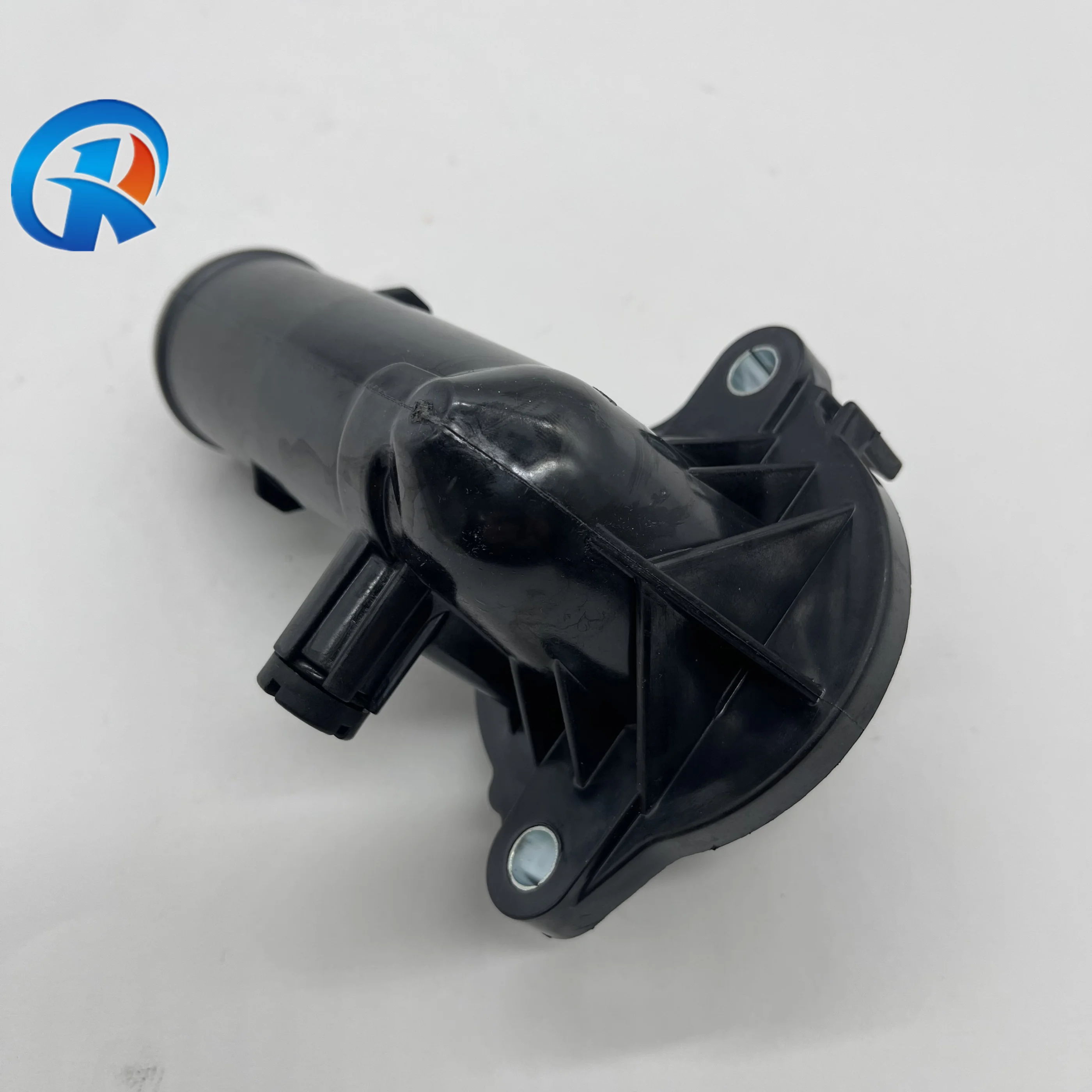 Car Thermostat 323056 330424 For maserati quattroporte ghibli Cooling Thermoregulator