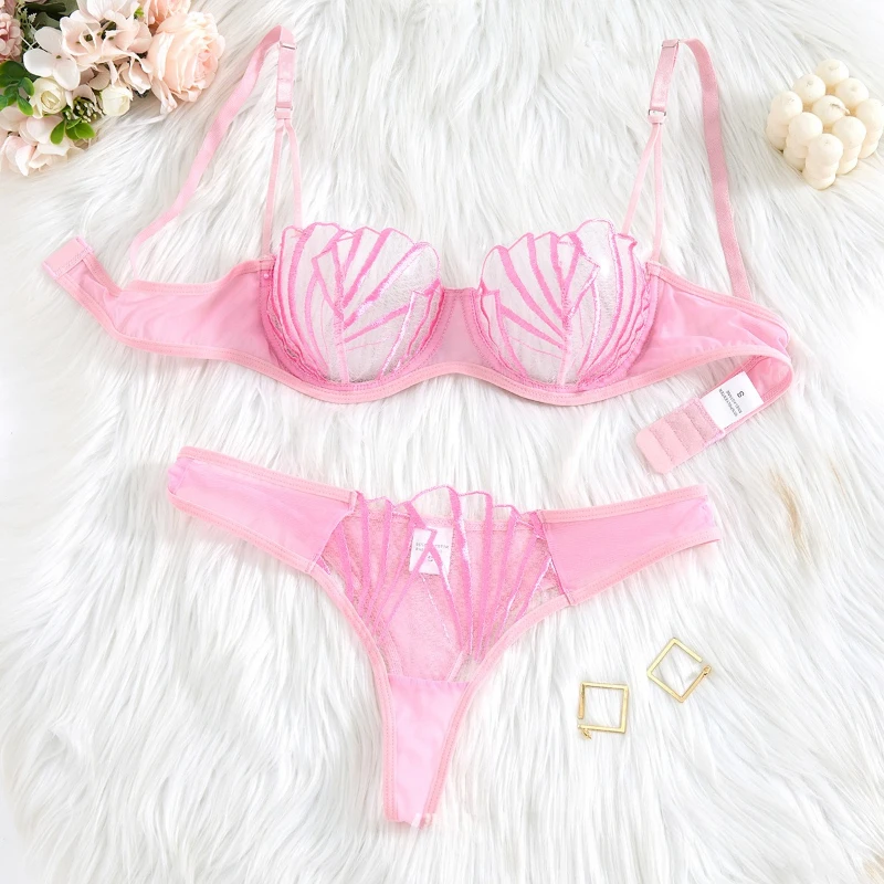 شبكة شفافة من الدانتيل مع حلقة فولاذية رفيعة للغاي...