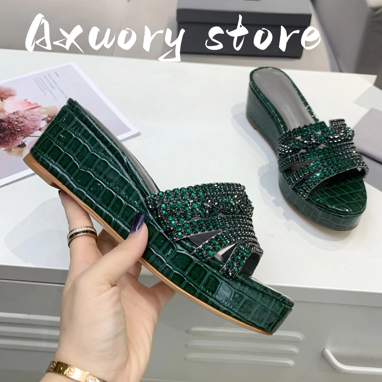 2023 Summer New Ladies Sandals Style Stone Pattern Woven Rhinestone Decorative Thick Heel Square Toe Versatile