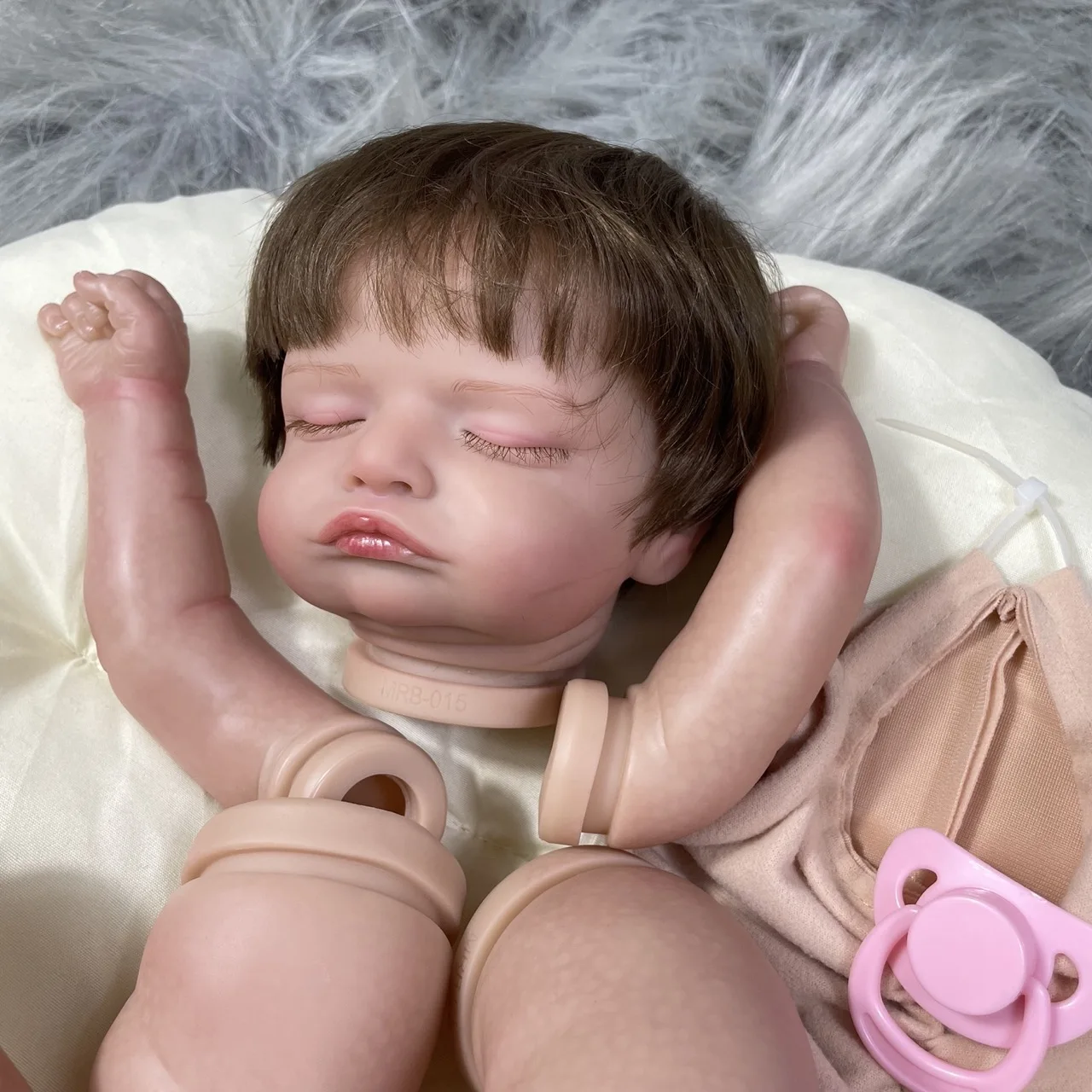 Lonian Bambole Reborn da 19 pollici 48 cm Bambole realistiche con corpo in morbido cotone che sembrano bambole preemie realistiche Giocattoli morbidi per bambini per bambini (occhi marroni