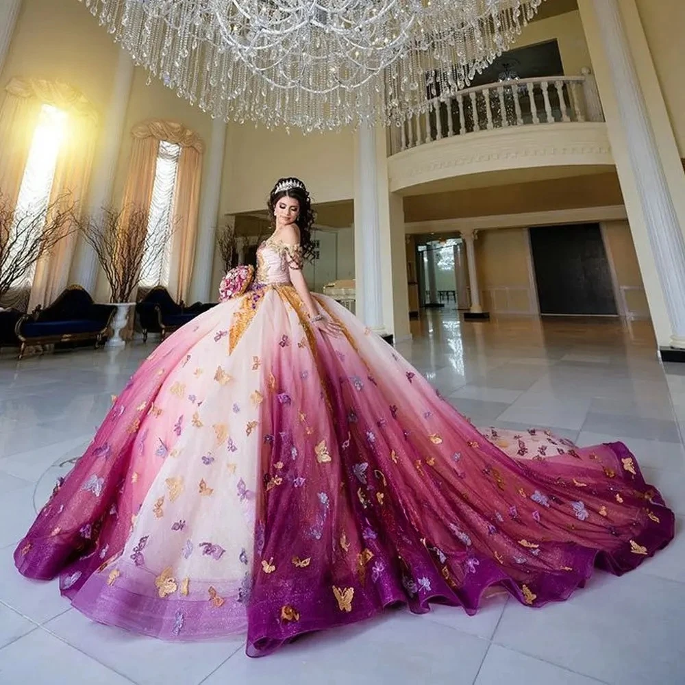 Рисунок 3 - Красочные платья принцессы Quinceanera