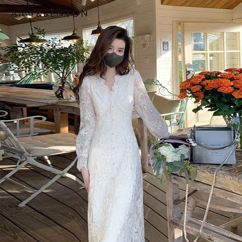 

2023 Spring New French Style Gentle Unique White Lace Dress Women's Elegant Fashion Single Breasted Off-White Long Sleeve Dress