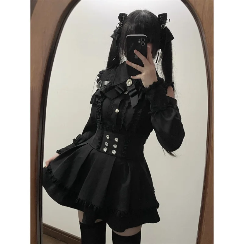 Black shirt
